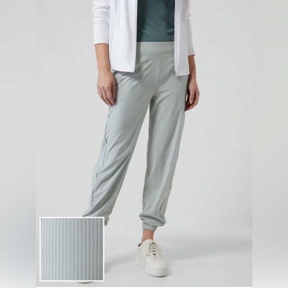 Athleta Pants - Athleta Brooklyn Textured Jogger,City
Stripe Coast Grey SIZE 6